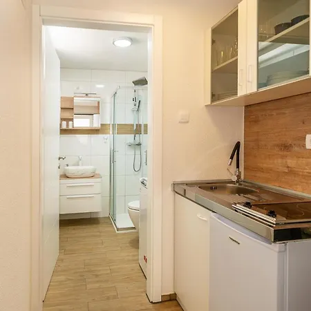 Gerta With Terrace Appartement Baška