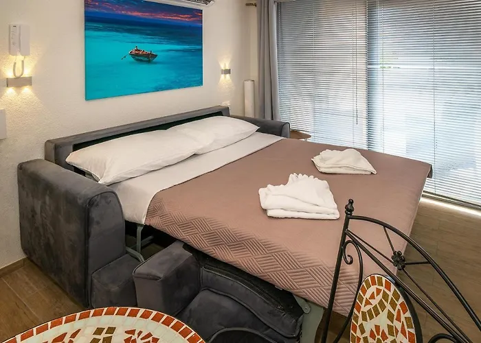 Gerta With Terrace Lägenhet