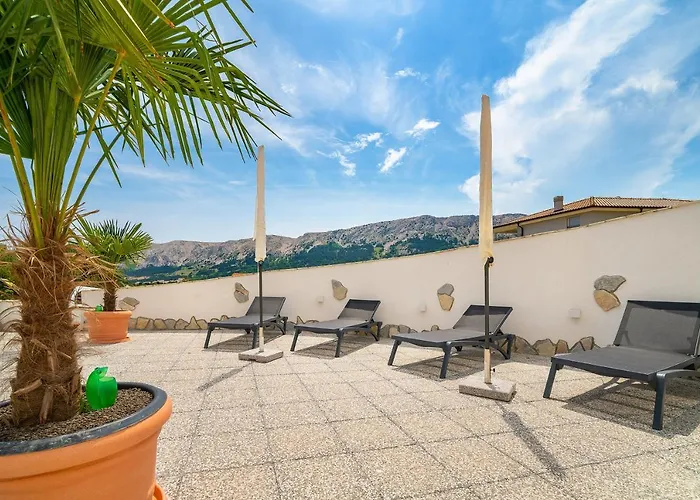 Gerta With Terrace *